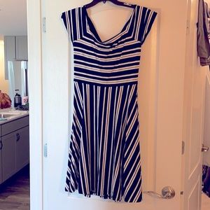 Adorable Loft summer dress!